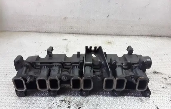 Ford Mondeo Mk III Intake manifold 1S7Q9424BD