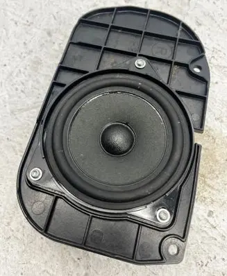 BMW 5 F10 F11 Parcel shelf speaker 9239184