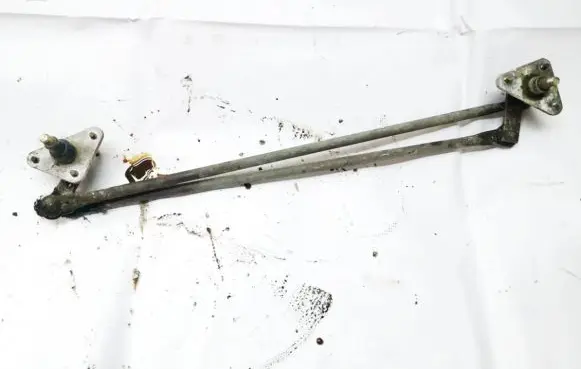 Subaru Outback Front wiper linkage and motor