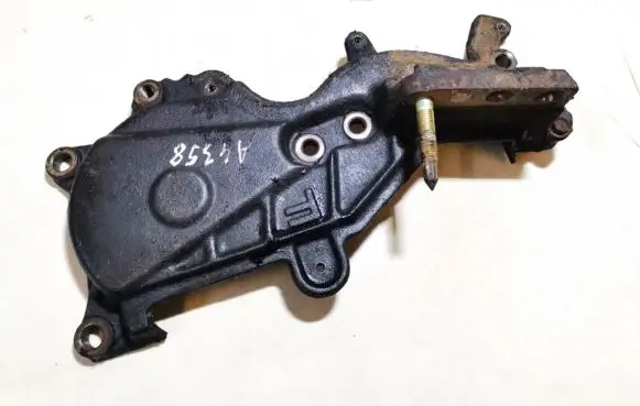 Toyota Corolla Verso E121 Engine mounting bracket