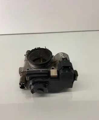 Opel Zafira B Throttle valve 055559227 25378492A