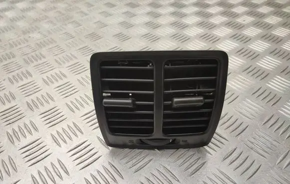 Ford Escape III Rear air vent grill CJ5419C570AAJ6A DV4B19C570A