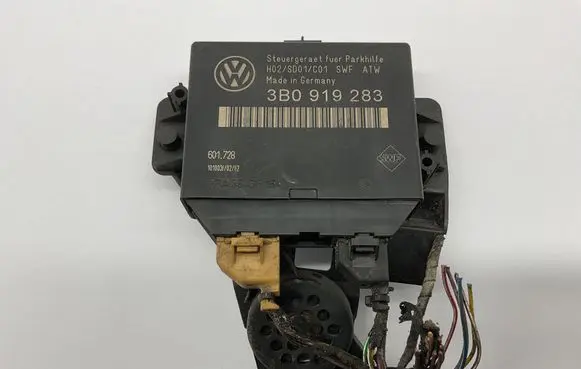Volkswagen PASSAT B5.5 Parking PDC control unit/module H02SD01C01 3B0919283