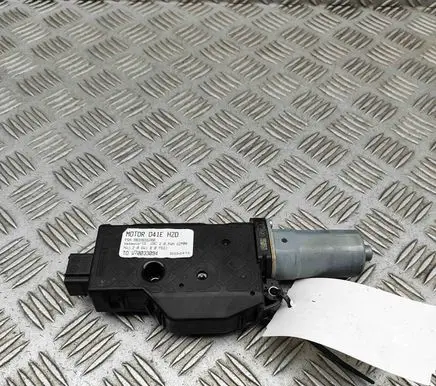 Opel Astra L Sunroof motor/actuator 9833655280