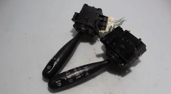Toyota Yaris Light switch