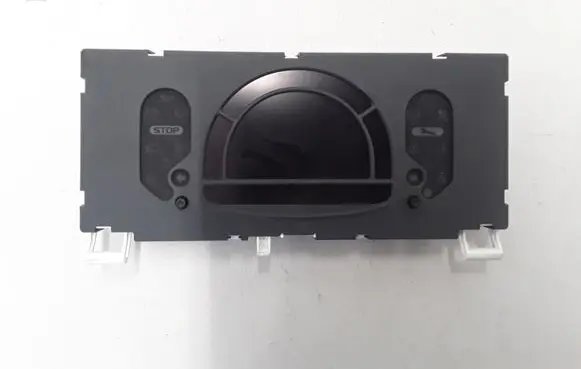 Renault Modus Speedometer (instrument cluster) 8200668080