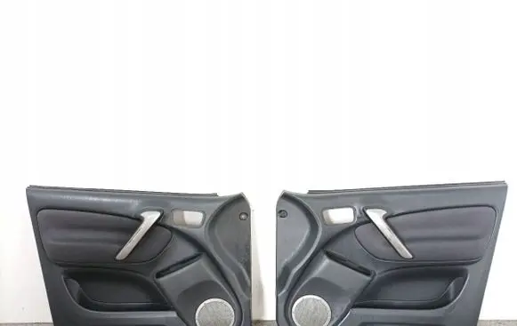 Toyota RAV 4 (XA20) Front door card panel trim
