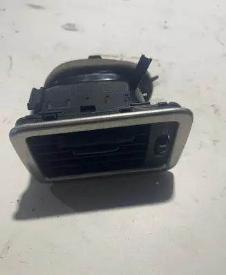 Volvo V70 Dash center air vent grill 30755183