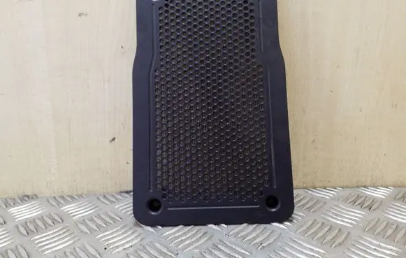 BMW X6 E71 Subwoofer grill/trim 9112469