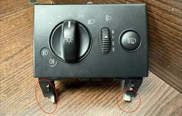 Mercedes-Benz Vito Viano W639 Light switch A6395450604 6395450604