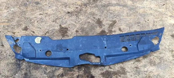 Toyota Corolla Verso AR10 Radiator trim 532890F010