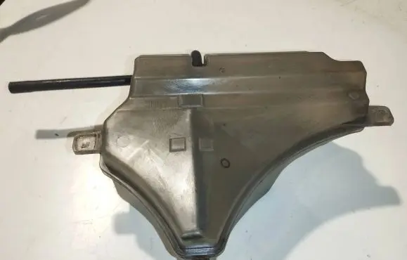 Mazda 6 Coolant expansion tank/reservoir SH0115350
