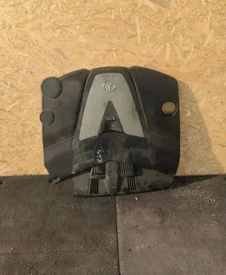 Mercedes-Benz CLS C219 Engine cover (trim) A6420105367