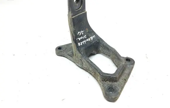 Jeep Wrangler Engine mounting bracket