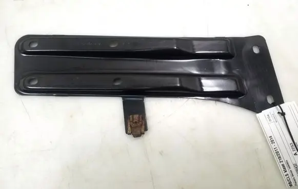 Mercedes-Benz CLS C218 X218 Gearbox mounting bracket A2122420432