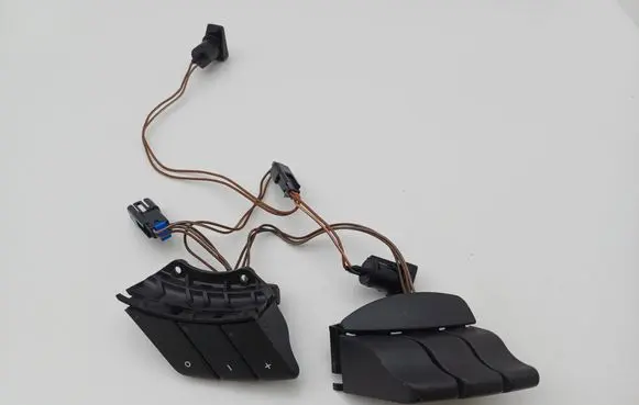 Opel Meriva B Steering wheel buttons/switches N09154