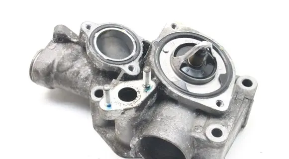 Honda CR-V Thermostat housing 