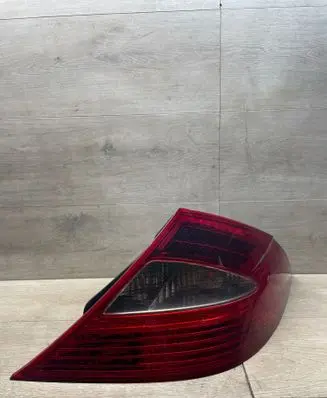 Mercedes-Benz CLS C219 Rear/tail lights A2198200264 427122R 427002