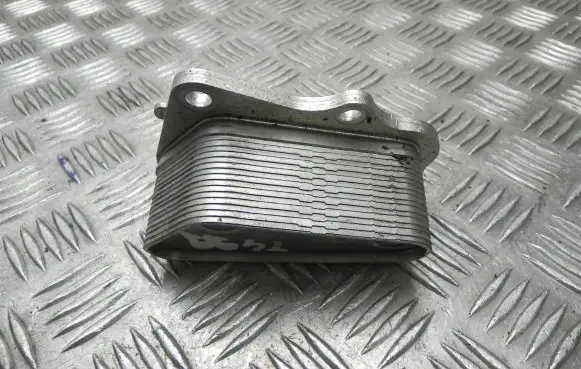 Engine oil radiator