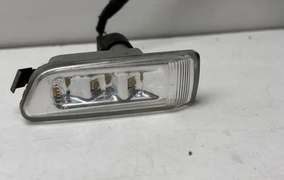 Audi A8 S8 D3 4E Front fender indicator light 4E0949128