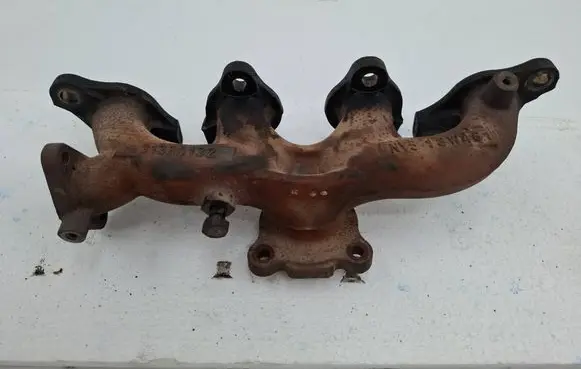 Volvo V60 Exhaust manifold 31380132