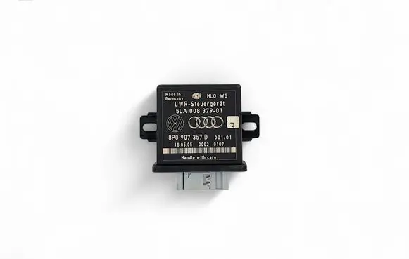 Audi Q7 4L Light module LCM 5LA00837901 8P0907357D