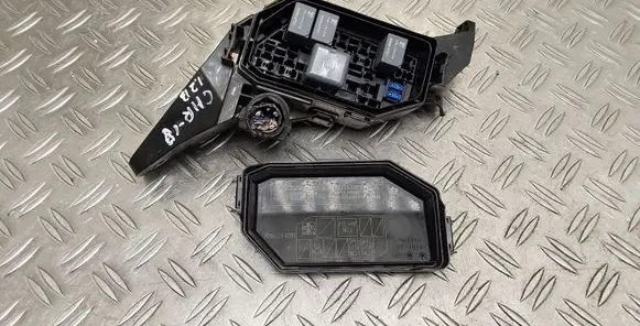 Toyota C-HR I Fuse box set 82662F4030