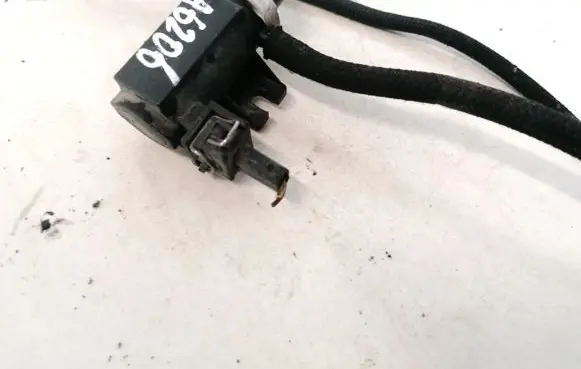 Volkswagen Golf IV Turbo solenoid valve 72190320 7.21903.20