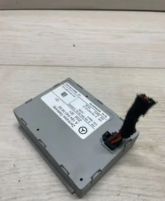 Mercedes-Benz R W251 Gateway control module A1645405662 A1644420327 A1645403662