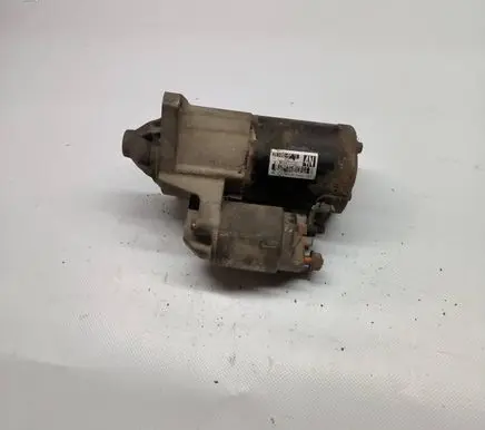 Suzuki Grand Vitara II Starter motor 3110065J1 M000T21671