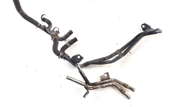 Nissan Qashqai+2 Engine coolant pipe/hose