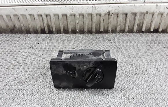 Ford Mondeo Mk III Light switch 1S7T13A024HB
