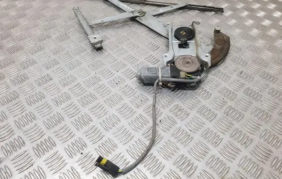 Jeep Grand Cherokee Front door window regulator with motor 56005164 EA0118A