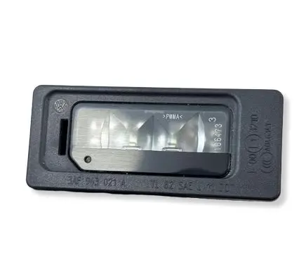 Volkswagen Tiguan Number plate light 3AF943021A