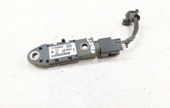 Chrysler PT Cruiser Airbag deployment crash/impact sensor 04896059AB 080312 0179306845