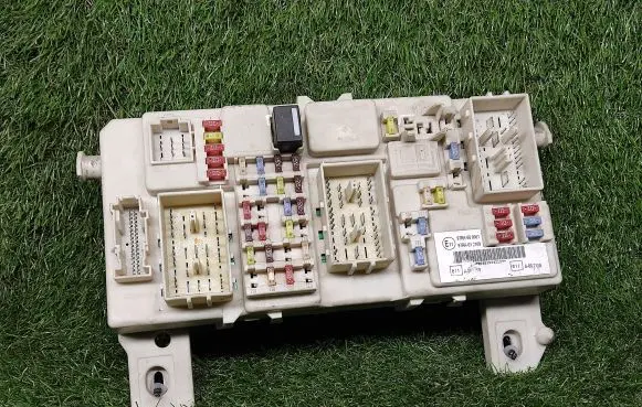 Ford Focus C-MAX Power management control unit 7M5T14A073CC