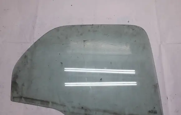 Citroen Xsara Picasso Rear door window glass