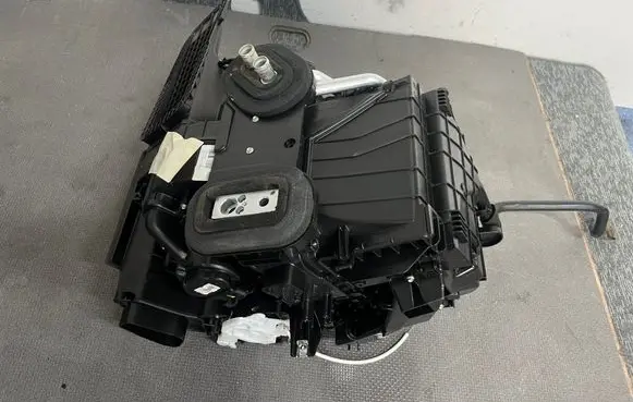 Renault Clio IV Heater blower radiator 272705099R 5Y97040704 5Y9700000