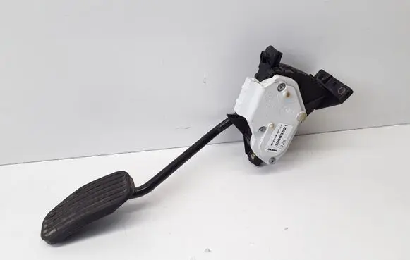 Volvo XC90 Accelerator throttle pedal 30683521
