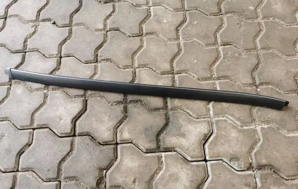 Volvo S80 Windshield trim 39992596