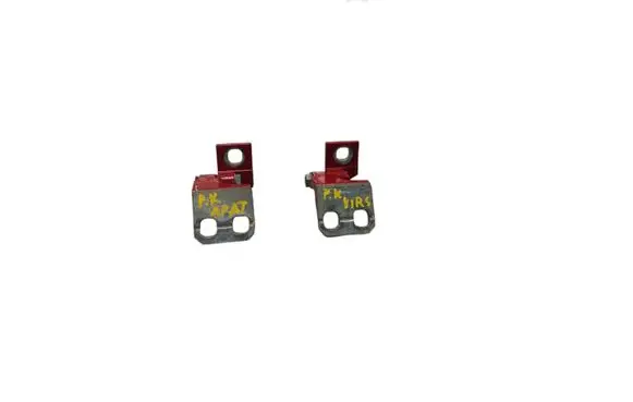 Fiat 500L Front door hinge set A077283
