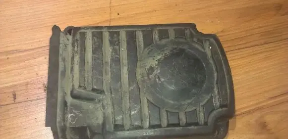 Nissan Pulsar Timing belt guard (cover) 1356357j01