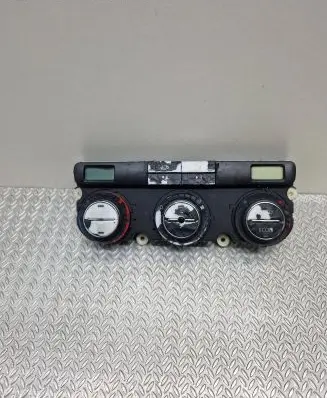 Volkswagen PASSAT B6 Climate control unit