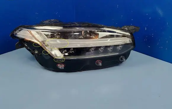 Volvo XC90 Headlight/headlamp 32228297 31655715 89912602