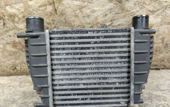 Nissan Tiida C11 Intercooler radiator 14461EM00A
