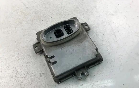 BMW 3 E90 E91 Xenon control unit/module 6948180