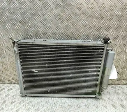 Renault Twingo II Coolant radiator 637654