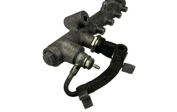 Opel Astra H Fuel main line pipe 0445214094 001566L3
