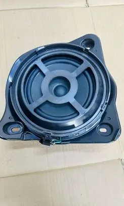 Mercedes-Benz C W205 Subwoofer speaker A2058201502