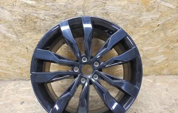 R19 alloy rim